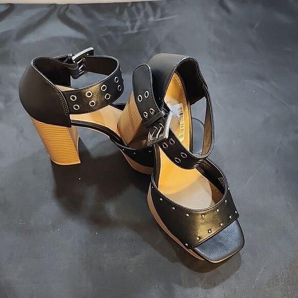 BRAND NEW REPORT PETUNIA  BLOCK-HEEL OPEN  SQUARE TOE STUDDED SANDAL - Picture 12 of 14